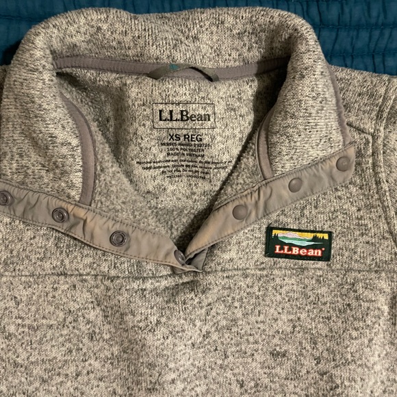 pewter LL Bean sweater fleece pullover - Picture 2 of 3